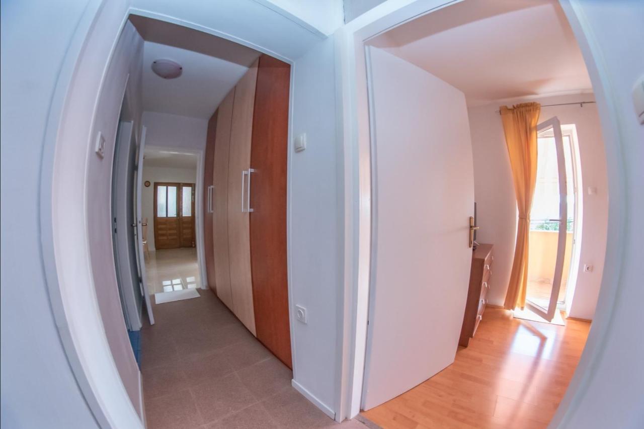 Grižane Apartman Sous Les Rochers מראה חיצוני תמונה