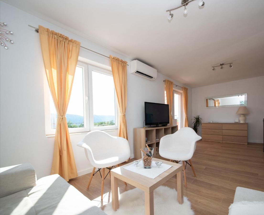 Grižane Apartman Sous Les Rochers מראה חיצוני תמונה