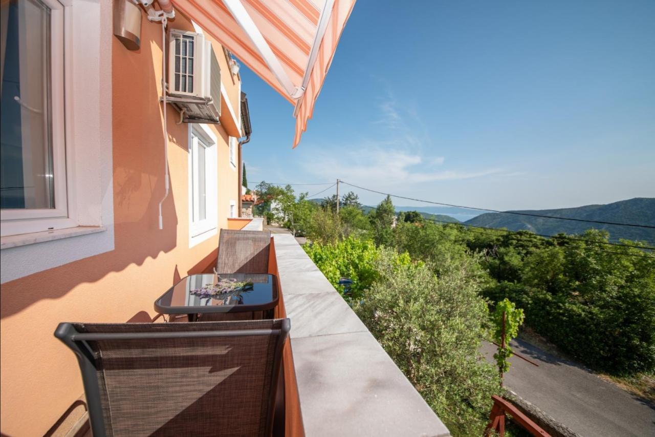 Grižane Apartman Sous Les Rochers מראה חיצוני תמונה